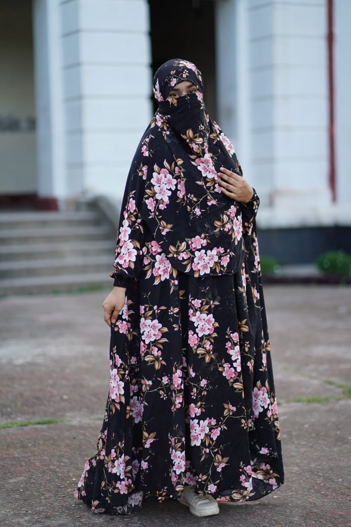 স্টাইলিশ এবং পরিপূর্ণ পর্দার জন্য সফট লিলেন ফেব্রিকের নিকাব খিমার।